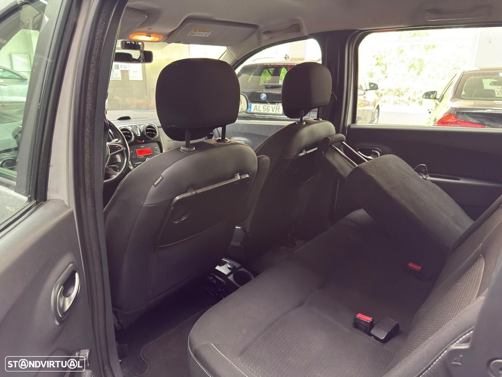 Dacia Lodgy 1.5 dCi Confort 7L - 35