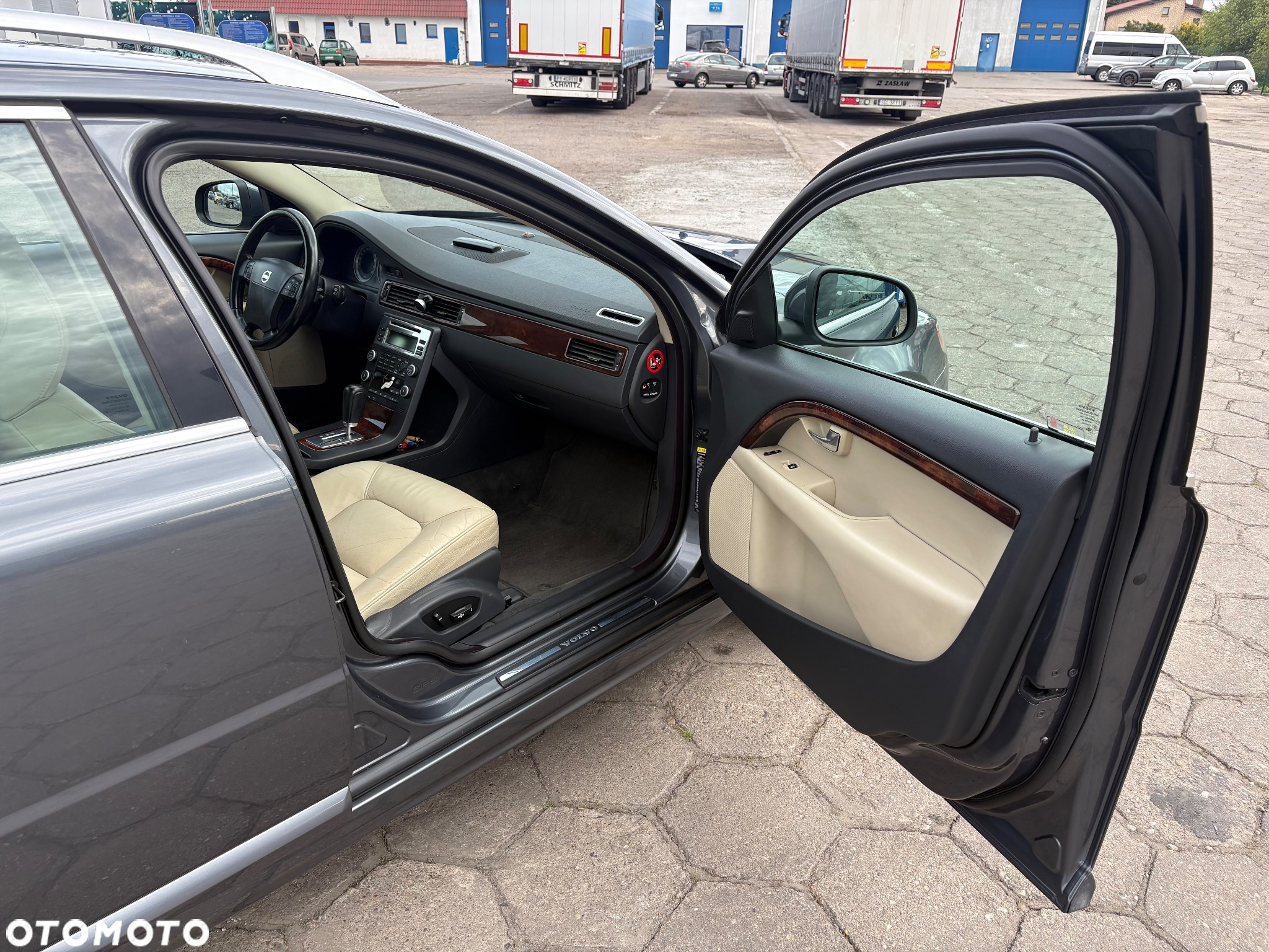 Volvo V70 D4 AWD Summum - 15