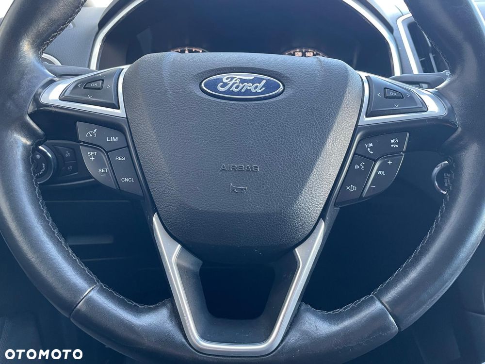 Ford S-Max 2.0 TDCi Bi-Turbo Titanium - 32