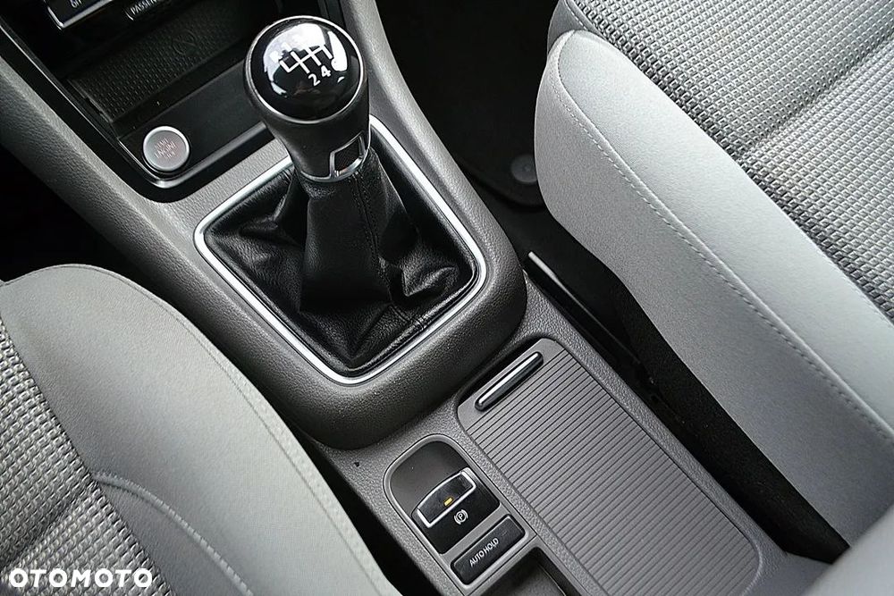 Volkswagen Sharan - 27