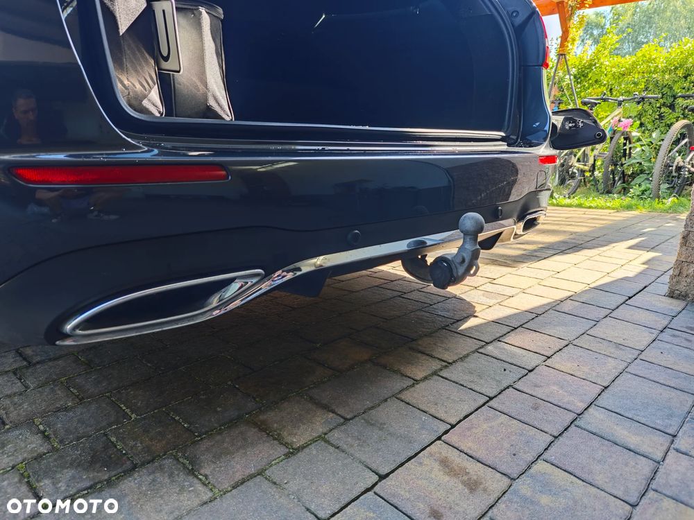 Mercedes-Benz Klasa E 300 Business Edition - 8