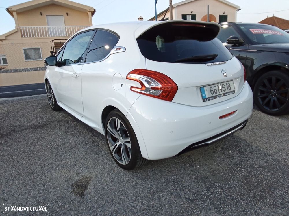 Peugeot 208 1.6 THP GTi - 4