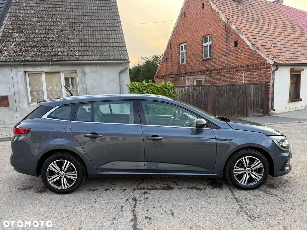 Renault Megane ver-1-3-tce-fap-limited-edc - 4