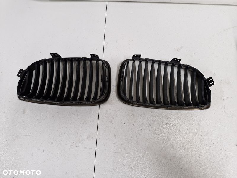 bmw 1 e81 atrapa nertka kratki zderzaka przód lewa prawa komplet 7179655 - 7