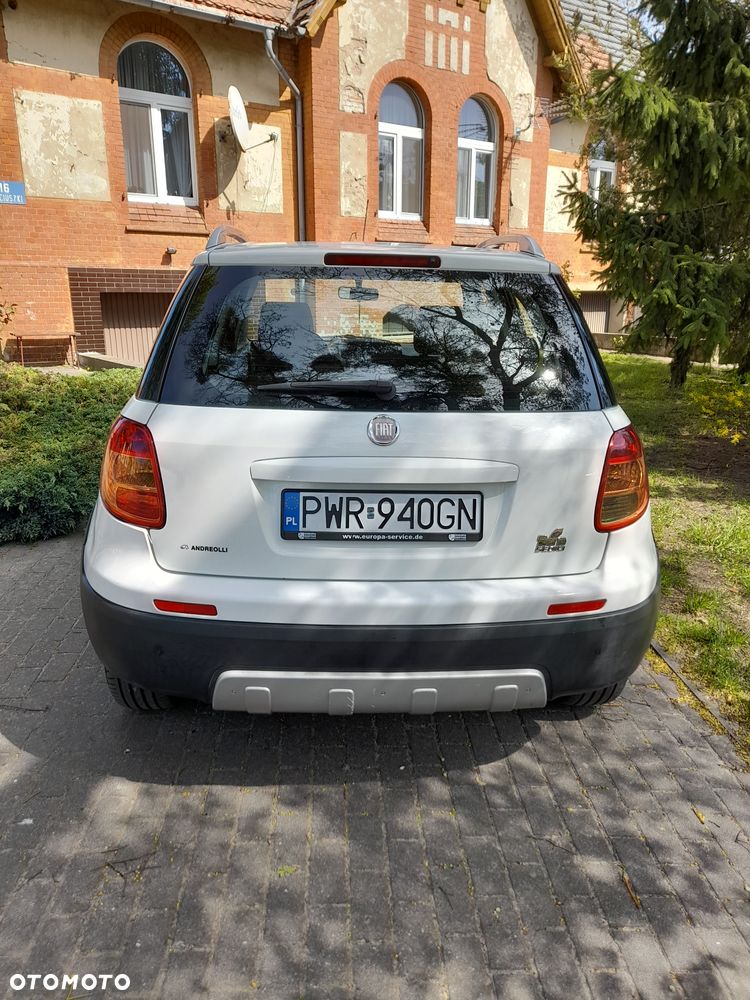 Fiat Sedici 1.6 16V 4x4 Dynamic - 8