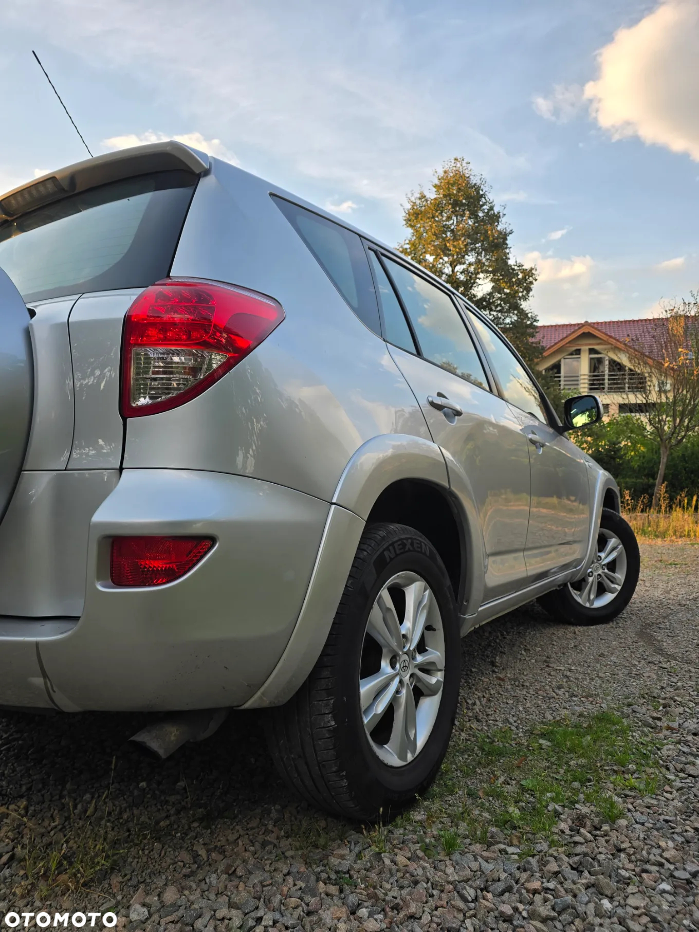Toyota RAV4 2.2 D-CAT 4x4 Executive - 8