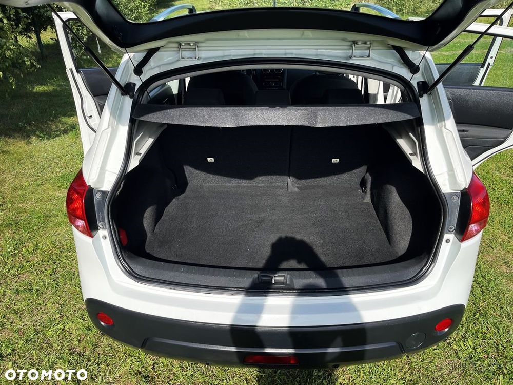 Nissan Qashqai - 9