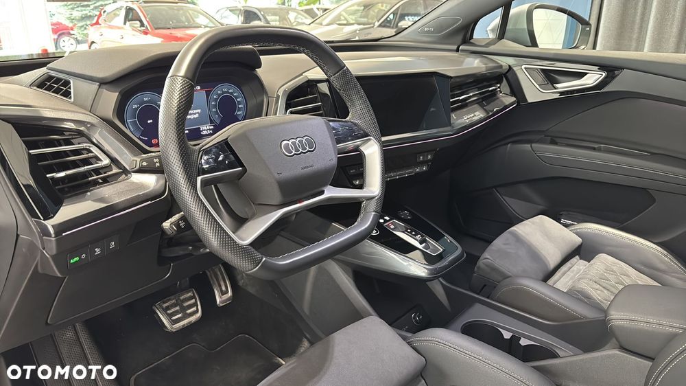 Audi Q4 e-tron - 10