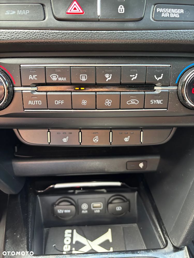 Kia ProCeed - 26