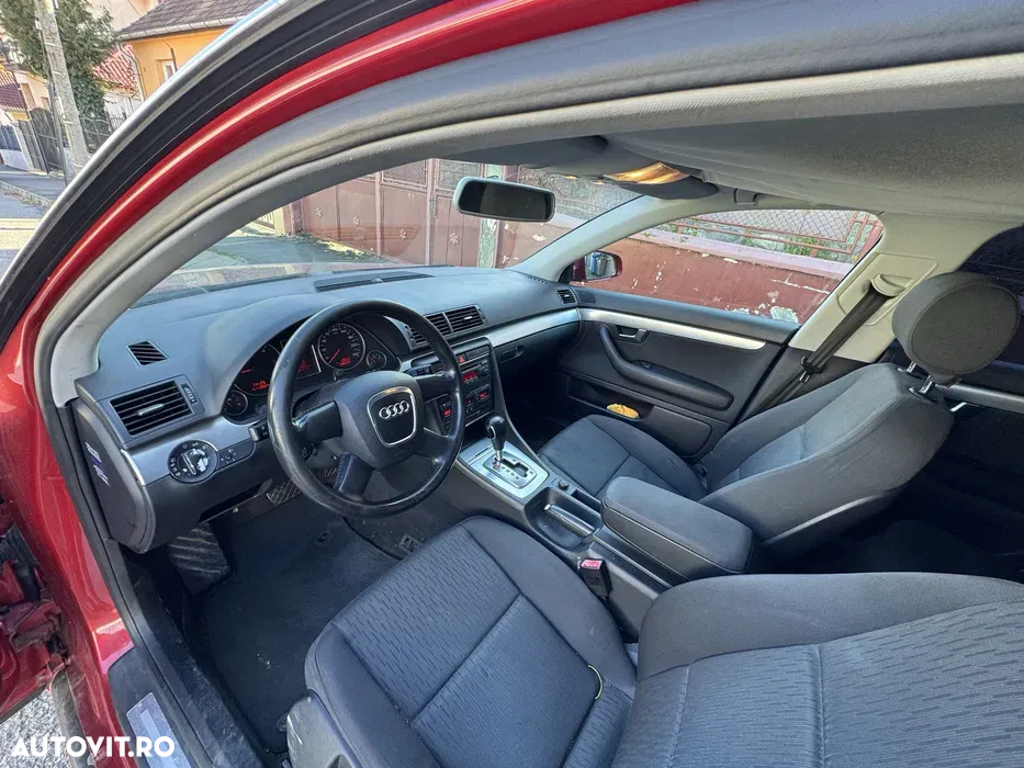 Audi A4 Avant 2.0 TDI Multitronic - 7