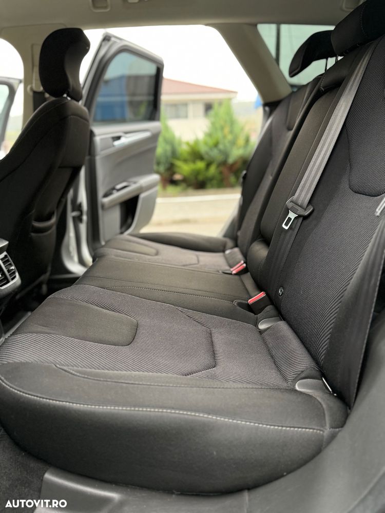 Ford Mondeo 2.0 TDCi Powershift Titanium - 18