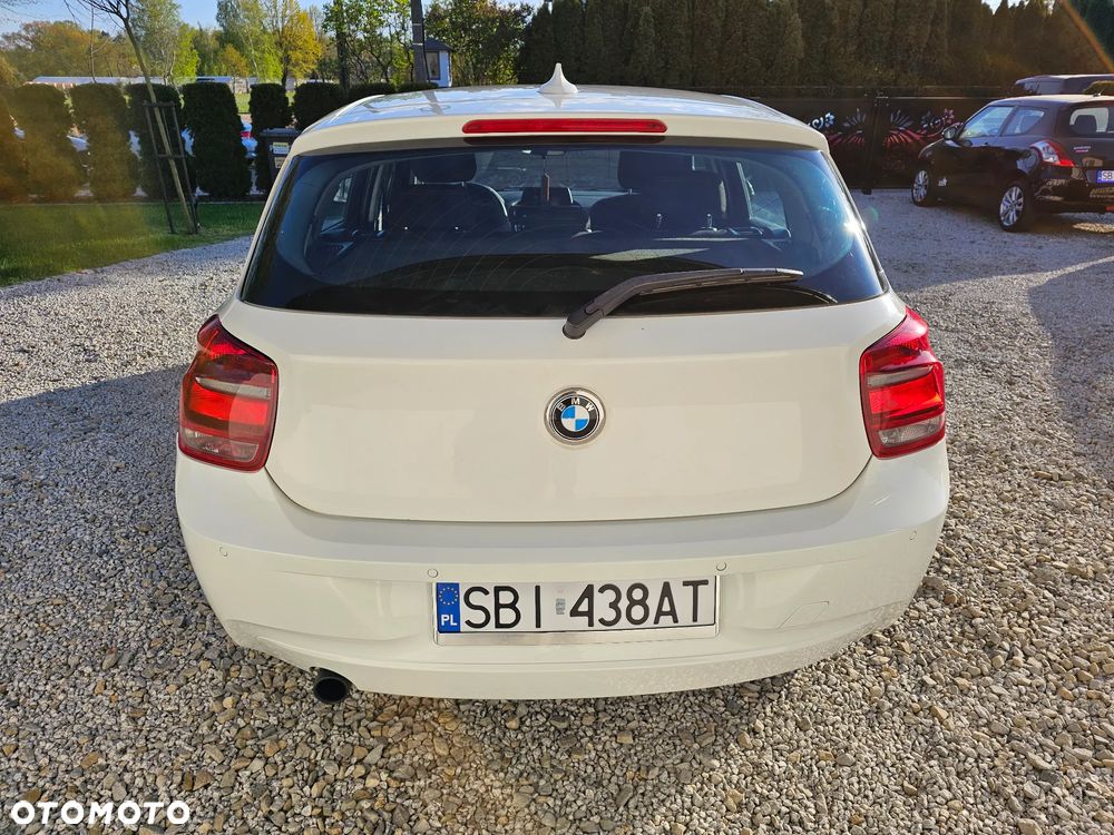 BMW Seria 1 114i Sport Line - 5