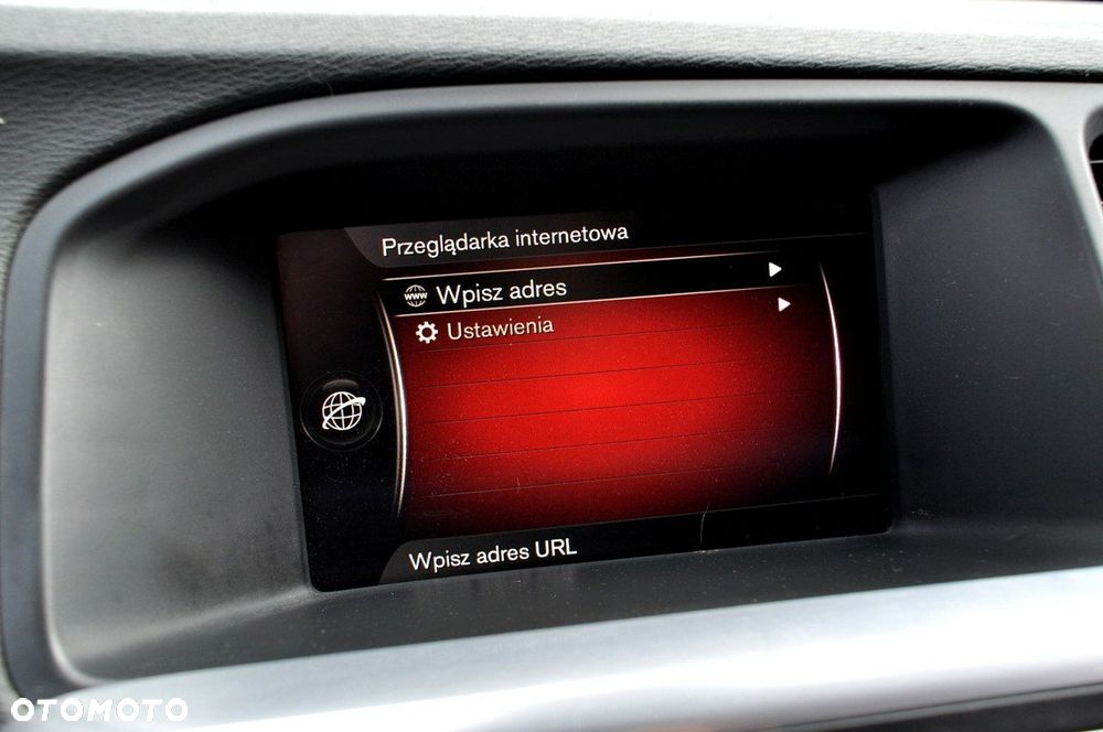 Volvo V60 D2 Momentum - 30