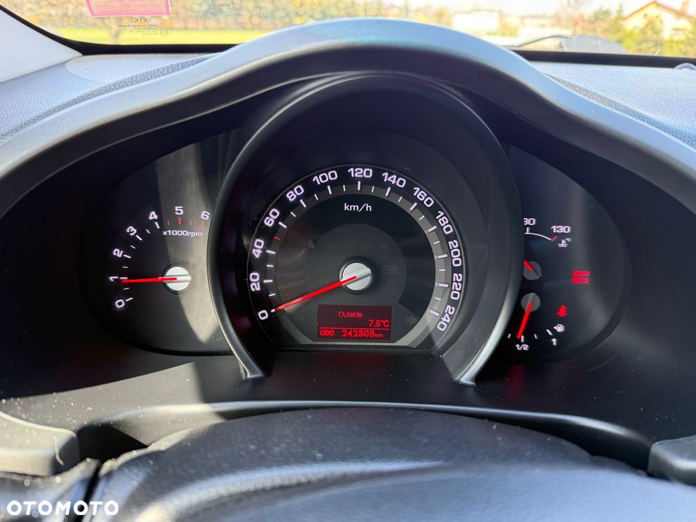 Kia Sportage 2,0 CRDI AWD Vision - 5