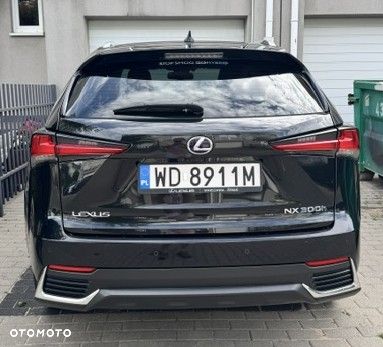Lexus NX 300h Prestige AWD - 2