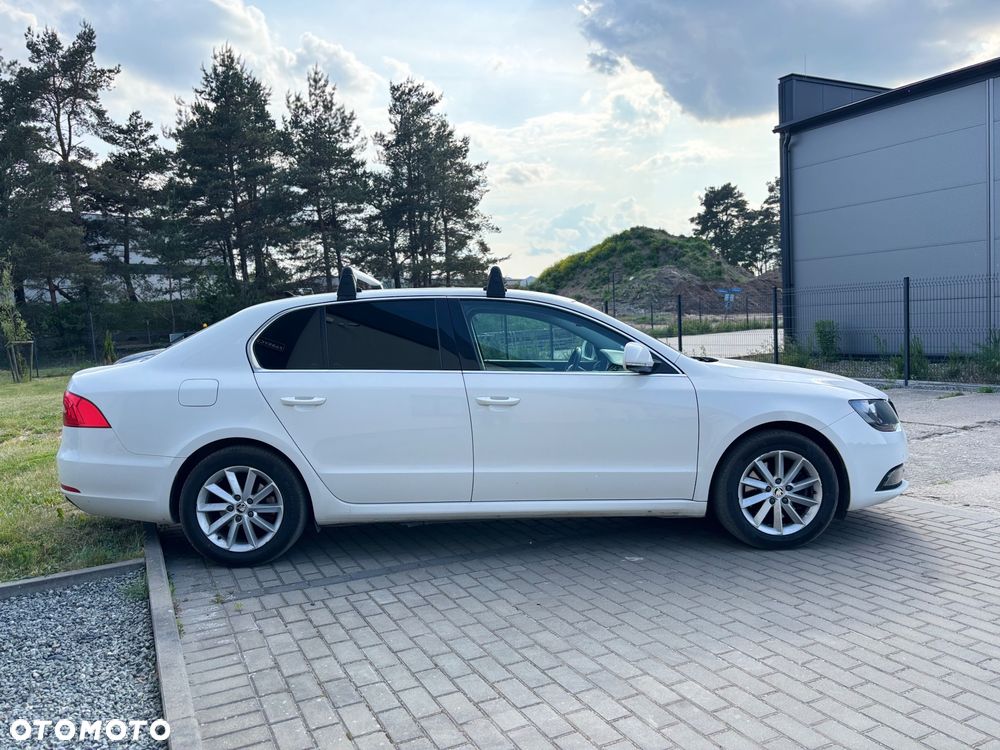 Skoda Superb 2.0 TDI Business DSG - 39