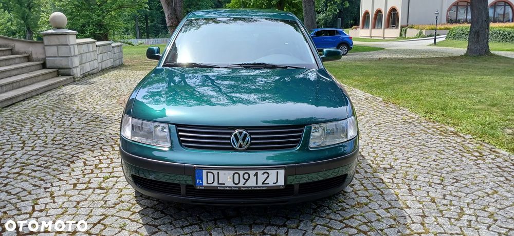 Volkswagen Passat - 3