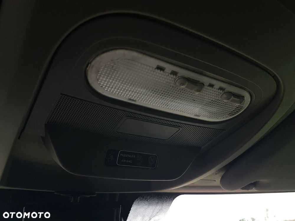 Renault MASTER KONTENER 8EP 4,22x2,24x2,24 KLIMA KRAJOWY MANUAL  6-BIEGÓW DMC 3500 KG - 35