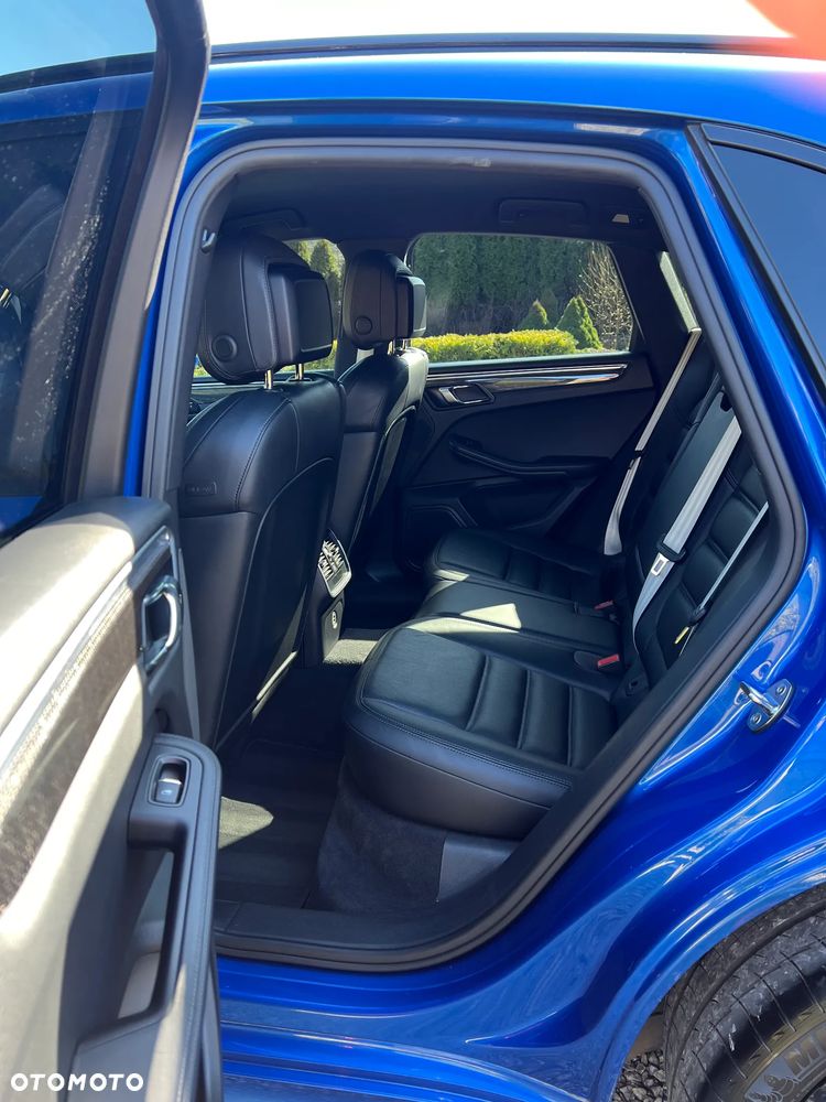 Porsche Macan - 9