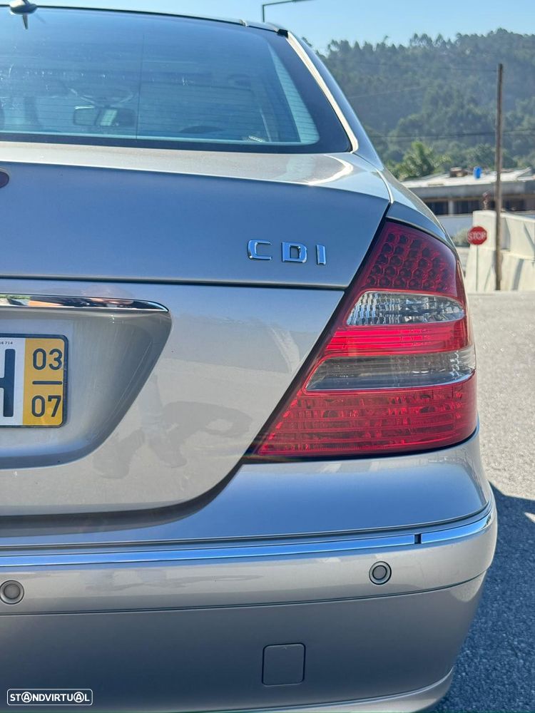 Mercedes-Benz E 270 - 5