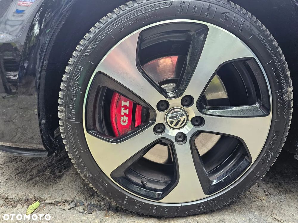 Volkswagen Golf VII 2.0 TSI BMT GTI Performance DSG - 25