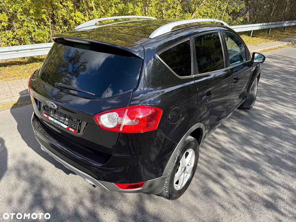 Ford Kuga 2.5 4x4 Titanium - 9