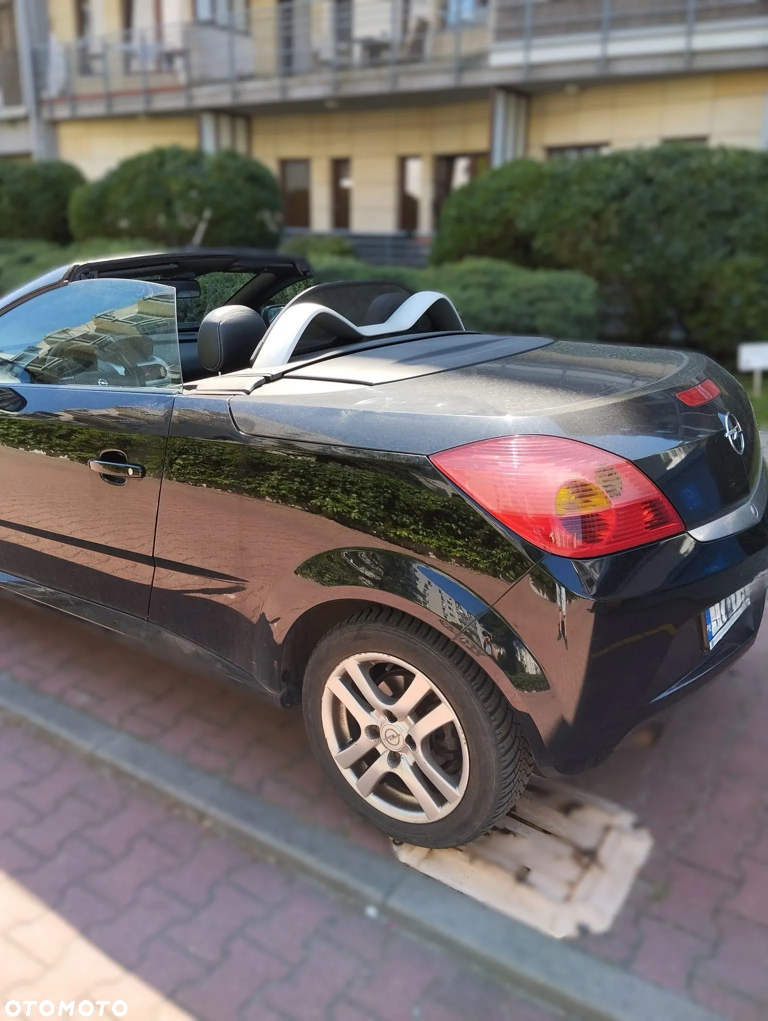 Opel Tigra Twin Top 1.8 Cosmo - 2