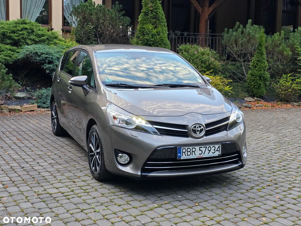 Toyota Verso 1.8 5-Sitzer Edition S+ - 22