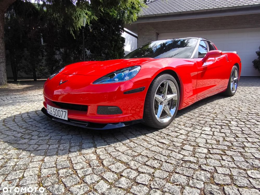 Chevrolet Corvette - 18