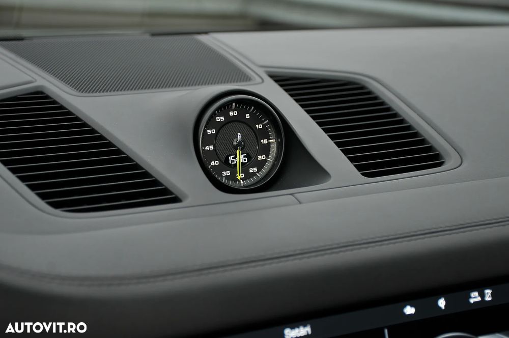 Porsche Cayenne - 31