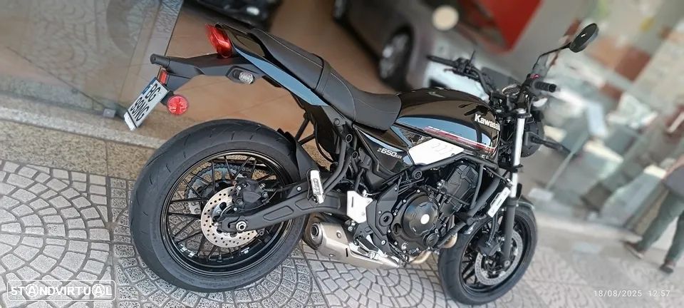 Kawasaki Z 650 RS - APENAS 35 Kms - 5