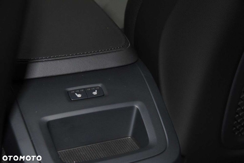 Volvo XC 90 - 16