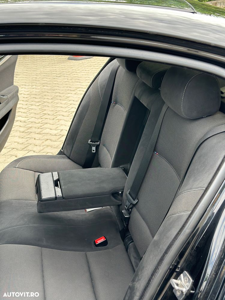 BMW Seria 5 530d - 11
