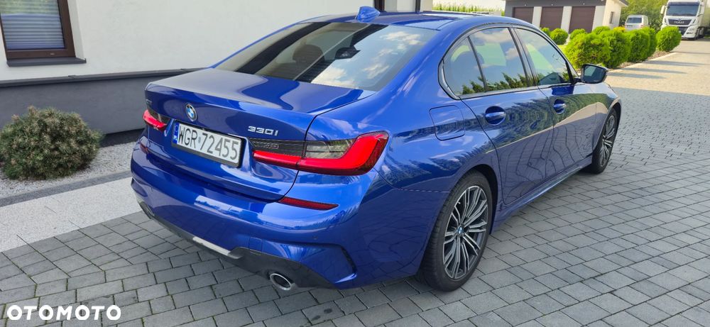 BMW Seria 3 330i xDrive M Sport - 8