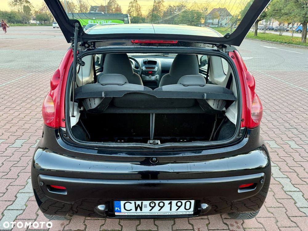 Peugeot 107 1.0 Trendy 2-Tronic - 29