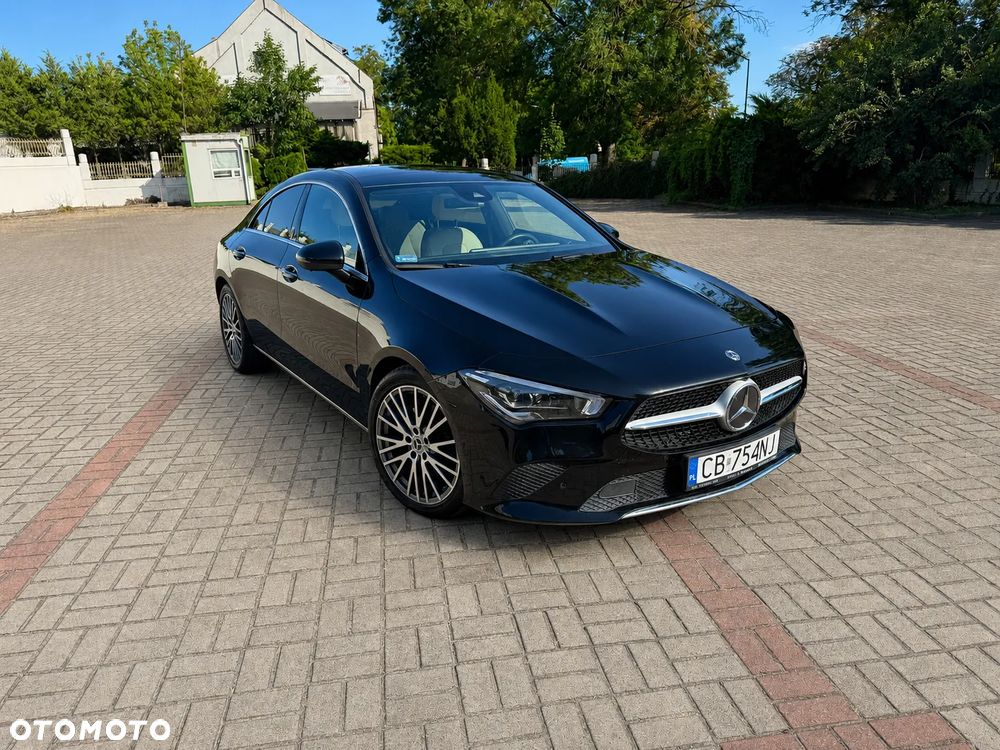 Mercedes-Benz CLA 220 7G-DCT - 10