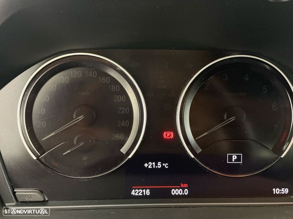 BMW X1 25 e xDrive Line Sport - 9