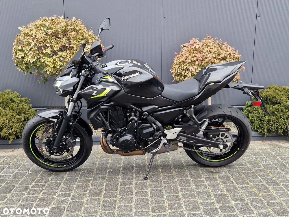Kawasaki Z 650 - 5