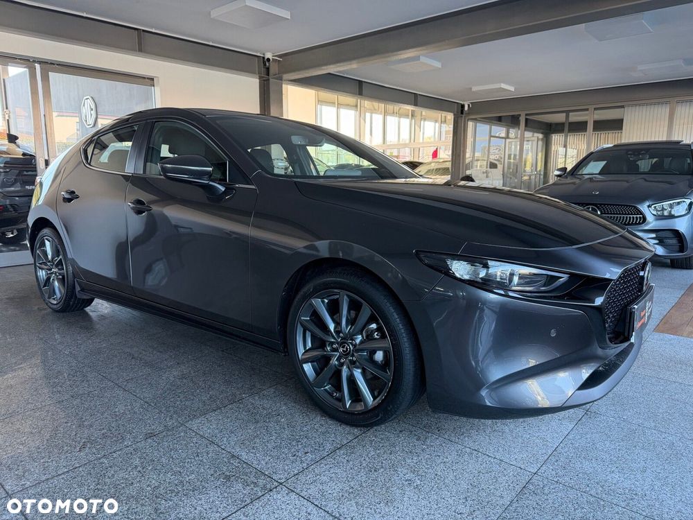 Mazda 3 - 4
