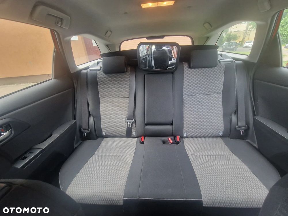 Toyota Auris 1.6 D-4D Comfort - 22