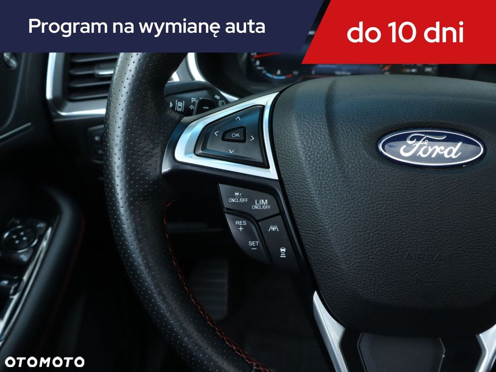 Ford Edge - 22