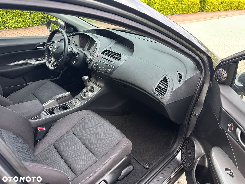 Honda Civic 1.8i-VTEC Sport - 19