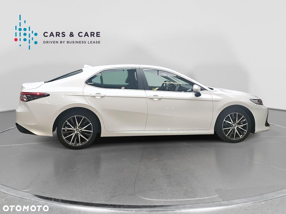 Toyota Camry 2.5 Hybrid Prestige CVT - 22