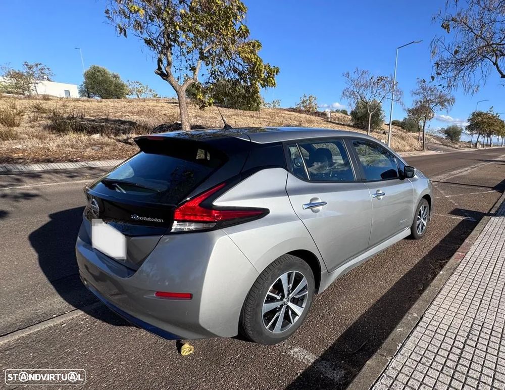 Nissan Leaf - 7