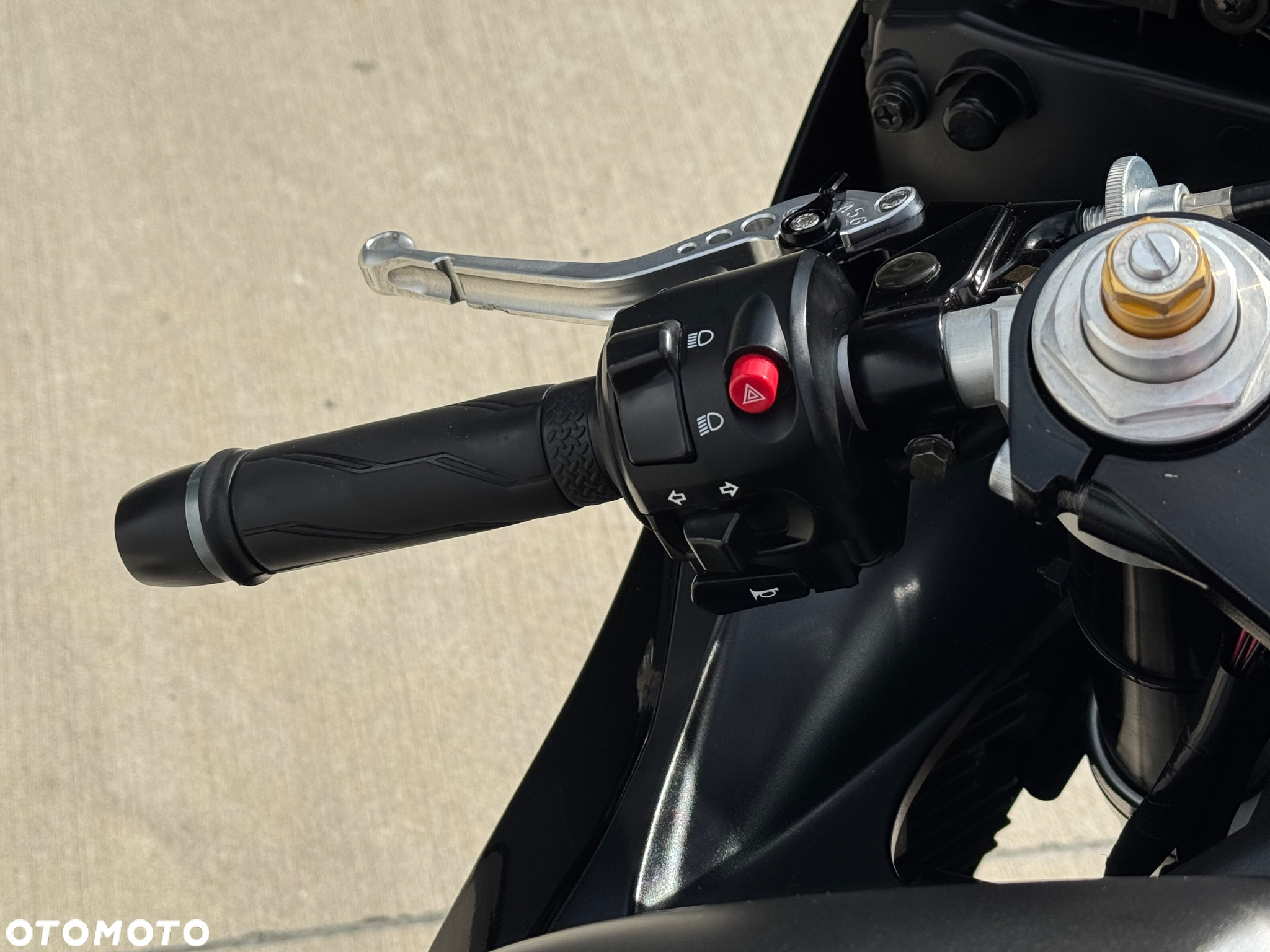 Yamaha YZF - 17