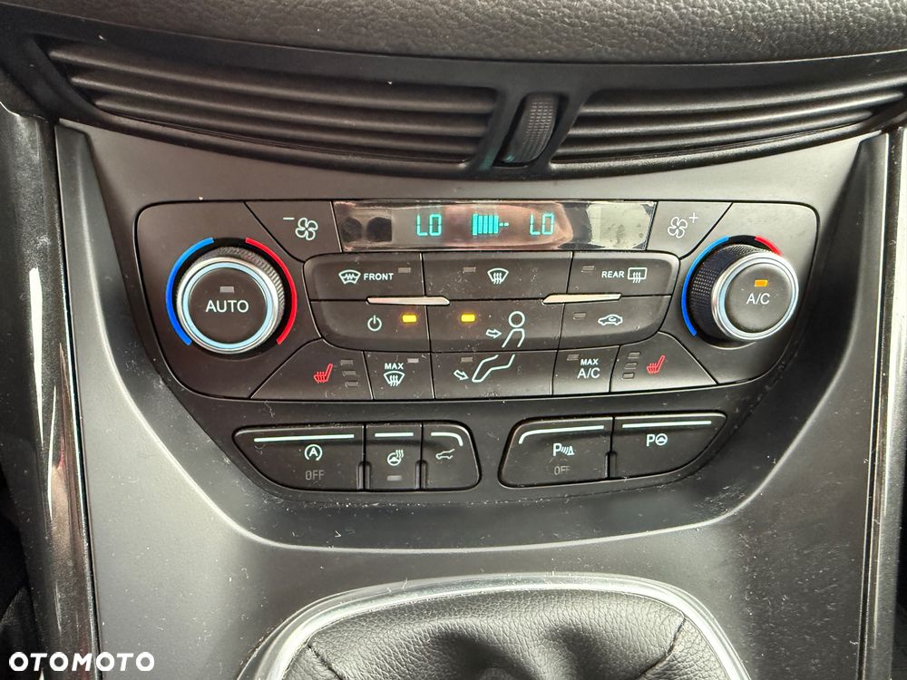 Ford Kuga 1.5 EcoBoost FWD Titanium - 9