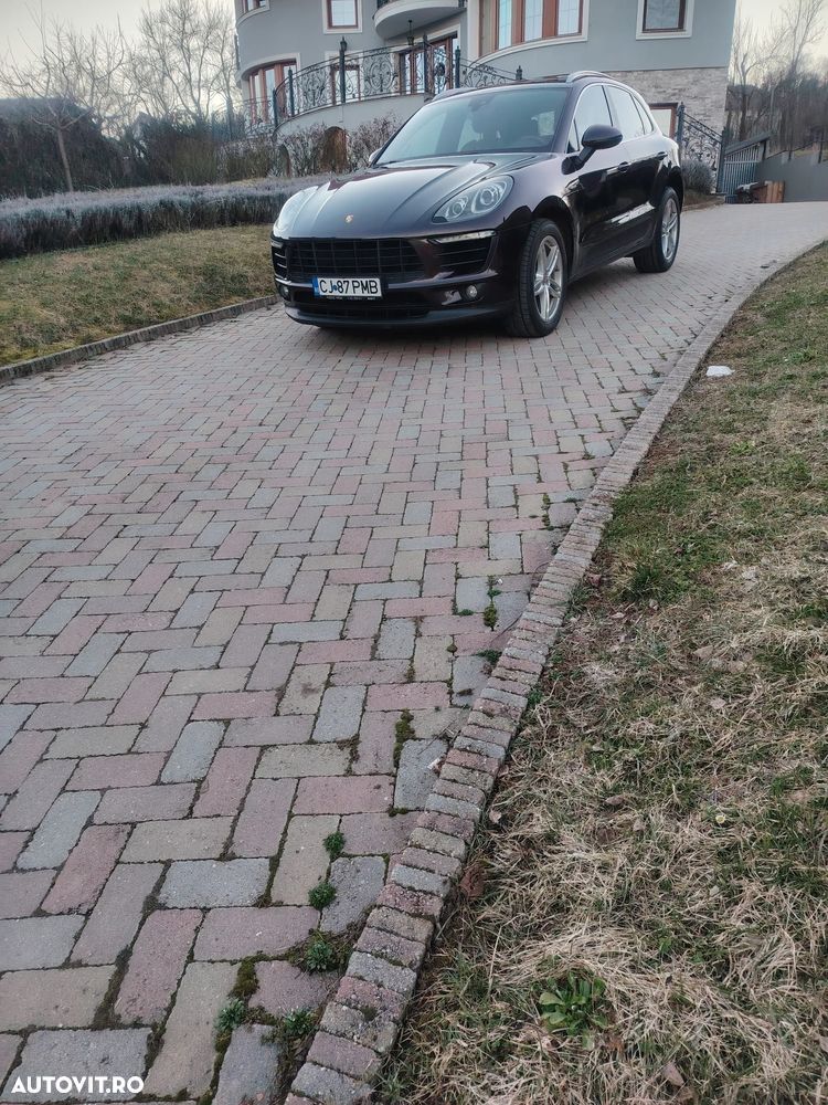 Porsche Macan - 3