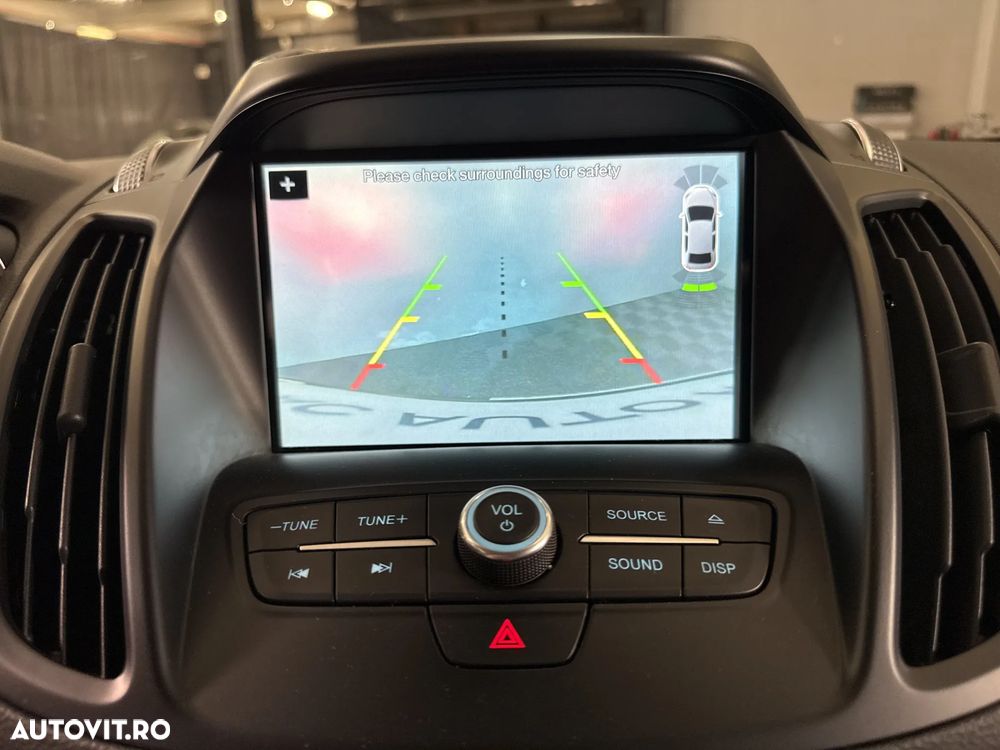 Ford Kuga - 20