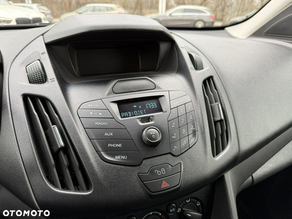 Ford Transit Connect - 4