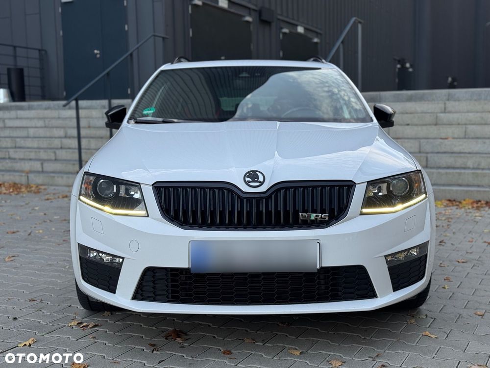 Skoda Octavia Combi 2.0 TDI RS - 1